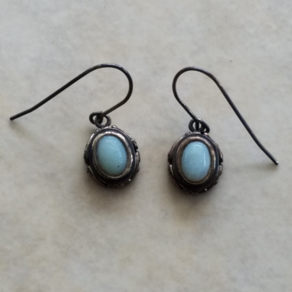 Victoria style earrings